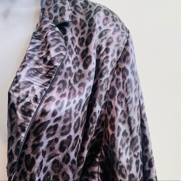 Gray & Black Leopard Print Satin Pajamas Top Size XL - Picture 7 of 8